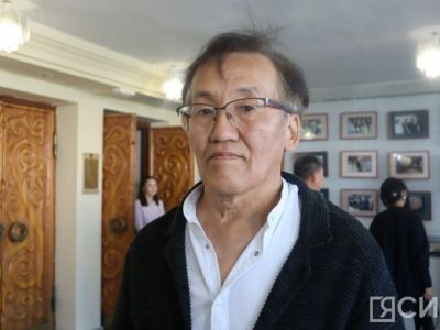 «Михаил Ефимович начал развитие якутского кино»: Алексей Романов о первом президенте Якутии