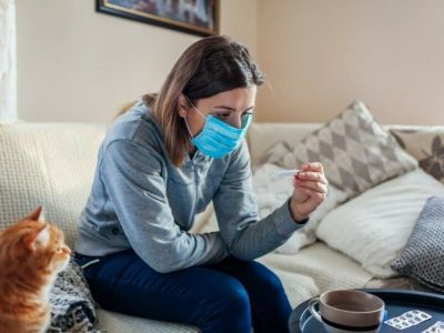 Российский врач дал рекомендации по лечению "омикрона" на ранней стадии