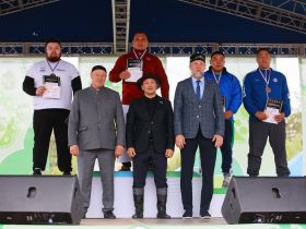 Стали известны победители соревнований по мас-рестлингу и борьбе корэш на Сабантуе