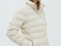 Стеганая куртка приталенного силуэта