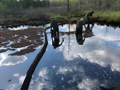 В Мирнинском районе купировали место утечки нефти