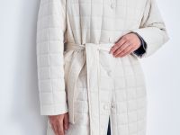 Утепленное пальто с поясом