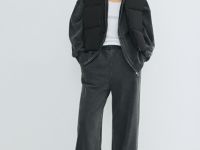 Утеплённый жилет, Черный