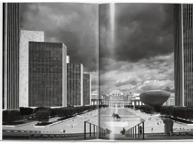 Книга "Modern Architecture A-Z"