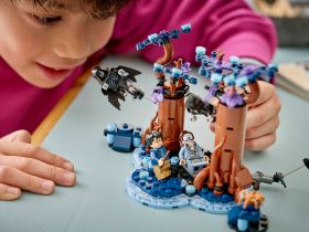 Harry Potter 76475 Конструктор LEGO HARRY POTTER Запретный лес: Появление Патронуса