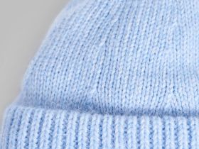 Шапка из овечьей и ангорской шерсти