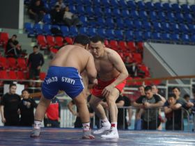 Верхневилюйцы взяли все путёвки на Игры Манчаары по хапсагаю