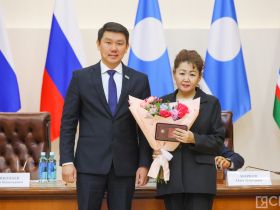 В День российской печати журналистам Якутии вручили награды