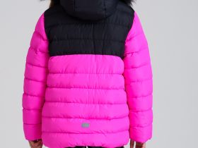 Куртка текстильная с полиуретановым покрытием для девочек