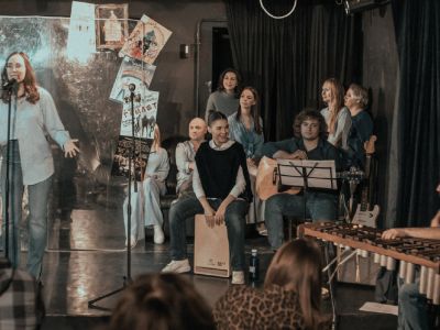 Билеты на Новогодний квартирник (Детский театр «А–Я») / Концерт | Афиша | ИнфоТаймс