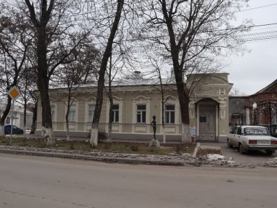 Мемориальное здание, в котором жил писатель И.Д. Василенко