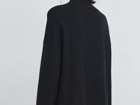 Объёмный джемпер с воротником-стойкой, Черный