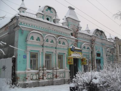 Каменное одноэтажное здание