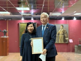 Якутское художественное училище отмечает 80-летие крупными выставками