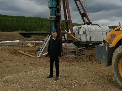 Новый мост через реку Чуоналыр начали строить в Мирнинском районе