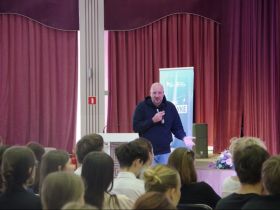 Секретарь СЖР Роман Серебряный провел серию семинаров в Северной столице