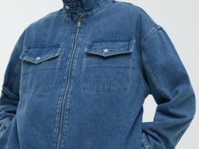 Джинсовая куртка на молнии