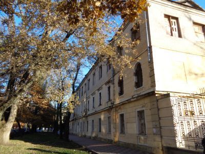 Здание, в котором в 1918 году формировались отряды Красной Армии