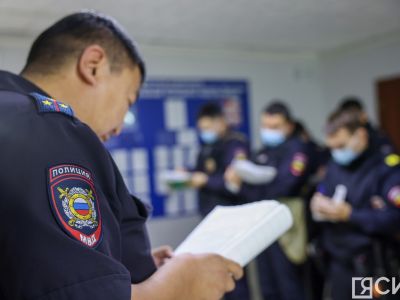 В Якутии сосед похитил пенсию пожилой женщины, помогая ей войти в онлайн-банк