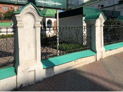 Ограда Покровской церкви