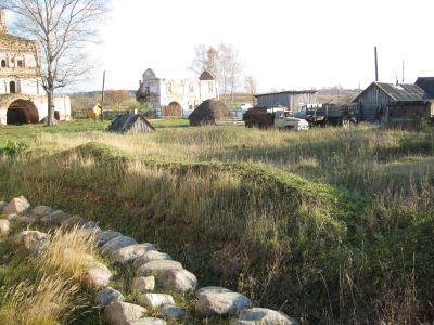 Фундамент колокольни