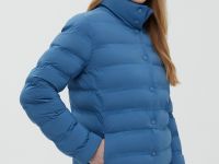 Стеганая куртка приталенного силуэта