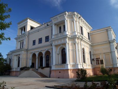 Особняк  графа М.М.Устинова