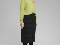 Утепленная юбка на молнии прямого силуэта