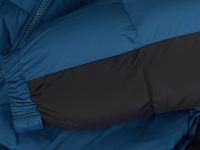 Утепленная куртка с капюшоном