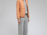 Стеганый пуховик с натуральным пухом