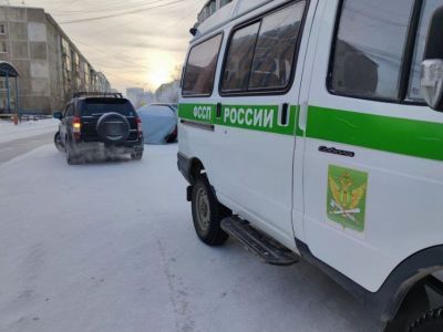 В Якутске «дорожные приставы» арестовали 19 транспортных средств за семь месяцев