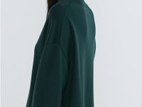 Объёмный джемпер с воротником-стойкой, Зеленый