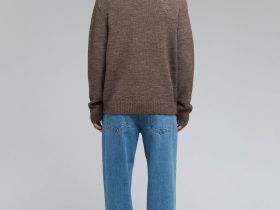 Свитер мужской