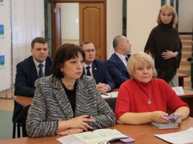 Около 1,5 тысячи жителей Мирнинского района оценили отчёт правительства