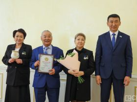 В Якутии чествовали десять лучших трудовых династий