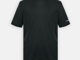 Спортивная футболка из капсулы sport