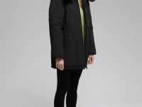 Утепленная куртка с капюшоном