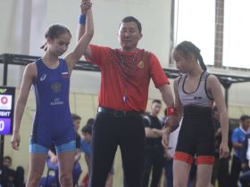 Борцовская сборная Якутска признана лучшей на Спартакиаде учащихся