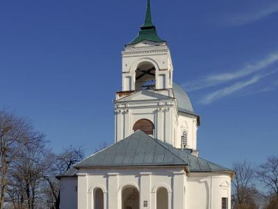 Церковь Михаила Архангела с росписями