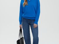 Джемпер с v-образным вырезом