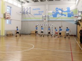 Герой России Артур Орлов посетил Якутскую кадетскую школу-интернат