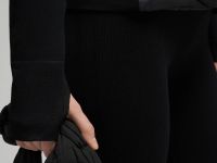 Стеганая куртка с искусственным утеплителем и водоотталкивающей пропиткой