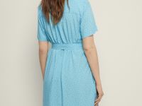 Платье с коротким рукавом и поясом