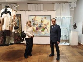 В Хабаровске открылась выставка якутских художников «Земля Олонхо»