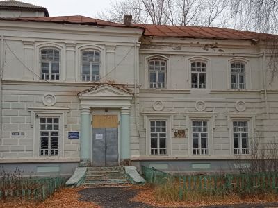 Памятник архитектуры XIX в., бывшее имение Кулунчаковых