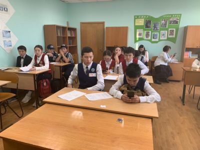 Подарочная упаковка и козье молоко: Нюрбинские школьники представили бизнес-проекты