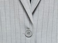 Однобортный жакет в полоску