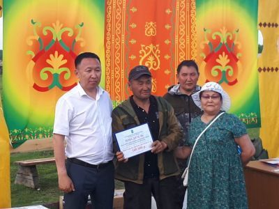 В селе Тас-Юрях состоялись конные скачки на приз главы Мирнинского района