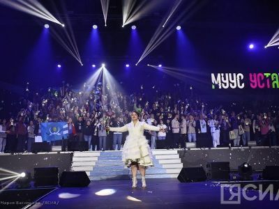 «Я жутко плакала, когда уехала». Надежда Ангарская о творческом пути, личной жизни и саморазвитии