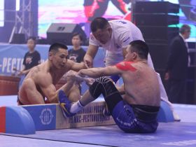 Мас-рестлер Василий Захаров: «С Дьулустаном Ноговицыным не боролся даже на тренировках»